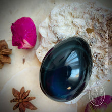 Cargar imagen en el visor de la galería, Huevo Yoni de Obsidiana Arcoíris