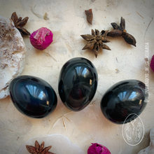 Cargar imagen en el visor de la galería, Huevo Yoni de Obsidiana Arcoíris