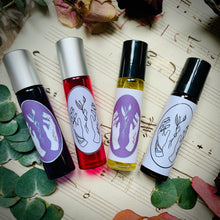 Load image in gallery viewer,Kit de 4 aceites de aromaterapia para la mujer
