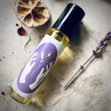 Load image in gallery viewer,Kit de 4 aceites de aromaterapia para la mujer
