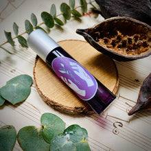 Load image in gallery viewer,Kit de 3 aceites de aromaterapia para la mujer

