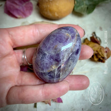 Load image in gallery viewer,Amethyst yoni egg without hole, large size.

